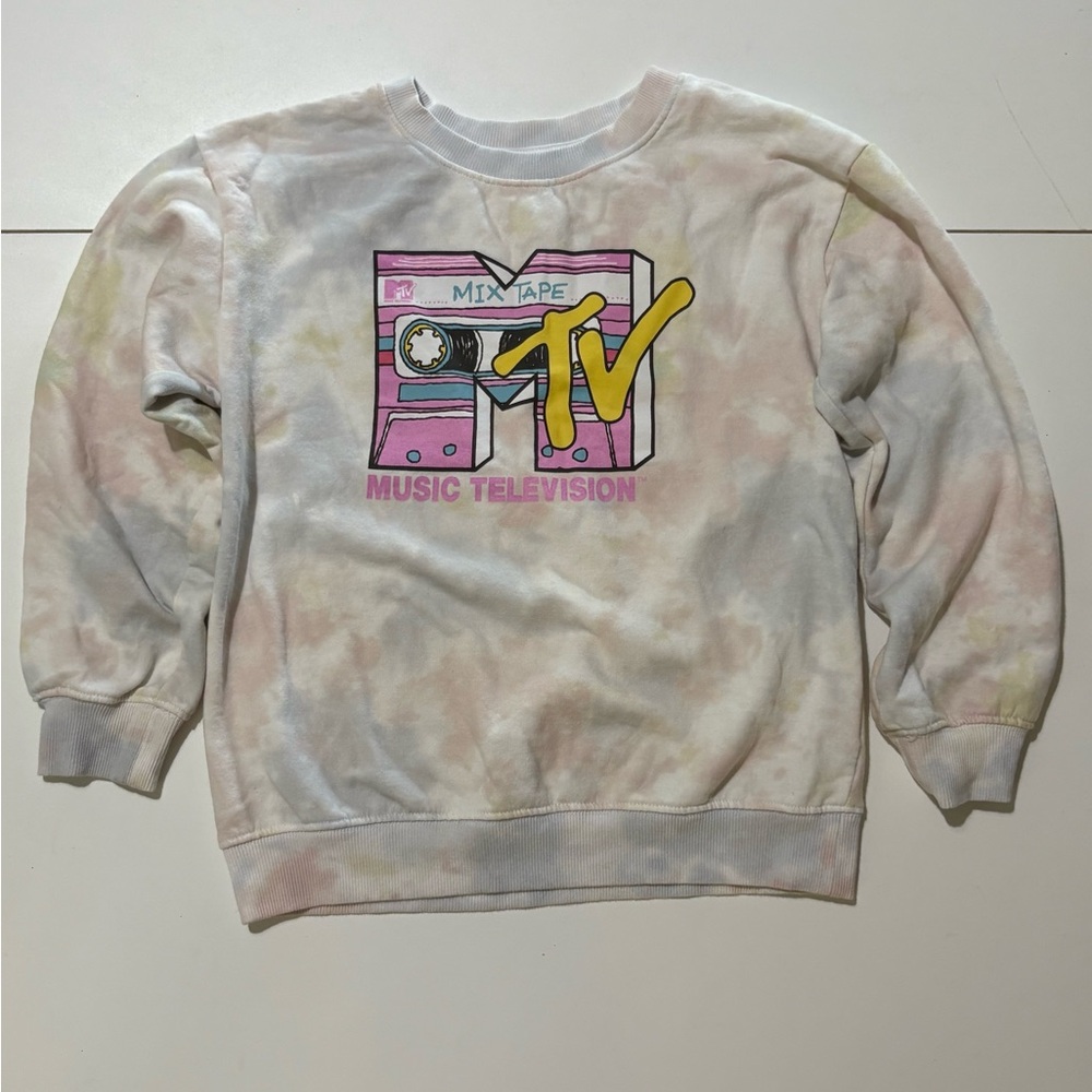 LG White MTV Graphic Sweatshirt